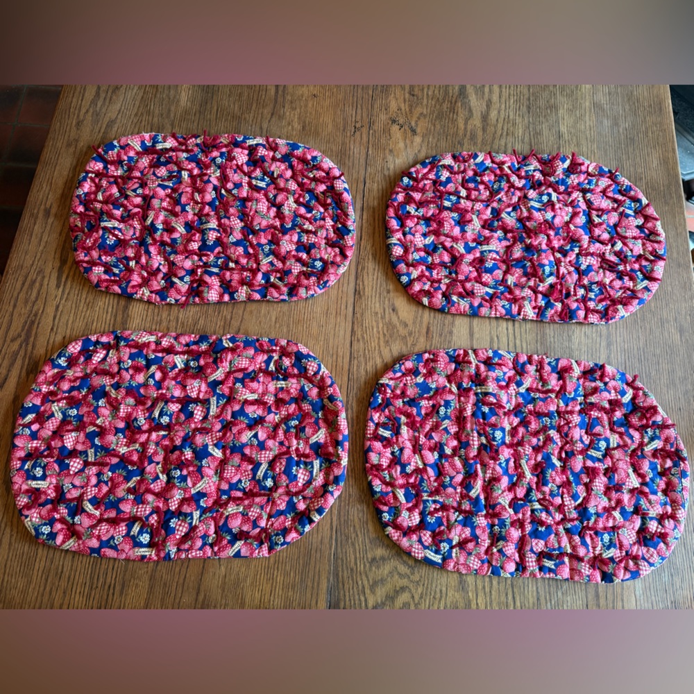 Handmade Quilted Placemats (4)